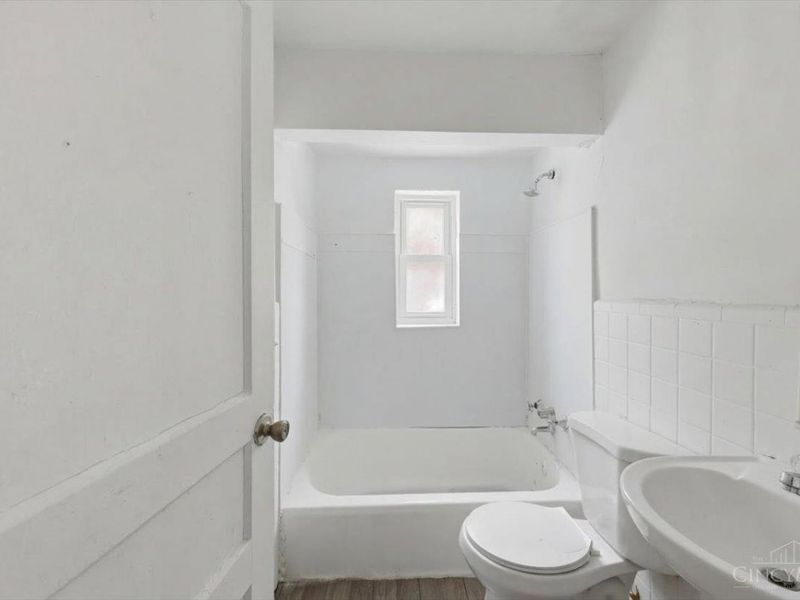 134 Glenridge, Cincinnati, OH 45217 Photo 6