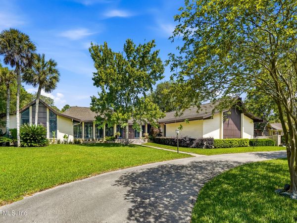 7946 QUAILWOOD Drive, Jacksonville, FL 32256