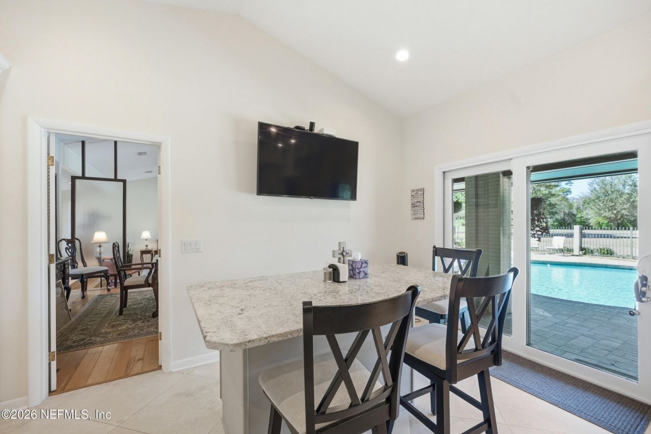 7946 Quailwood Drive, Jacksonville, FL 32256 Photo