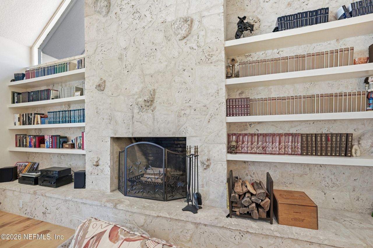 7946 Quailwood Drive, Jacksonville, FL 32256 Photo