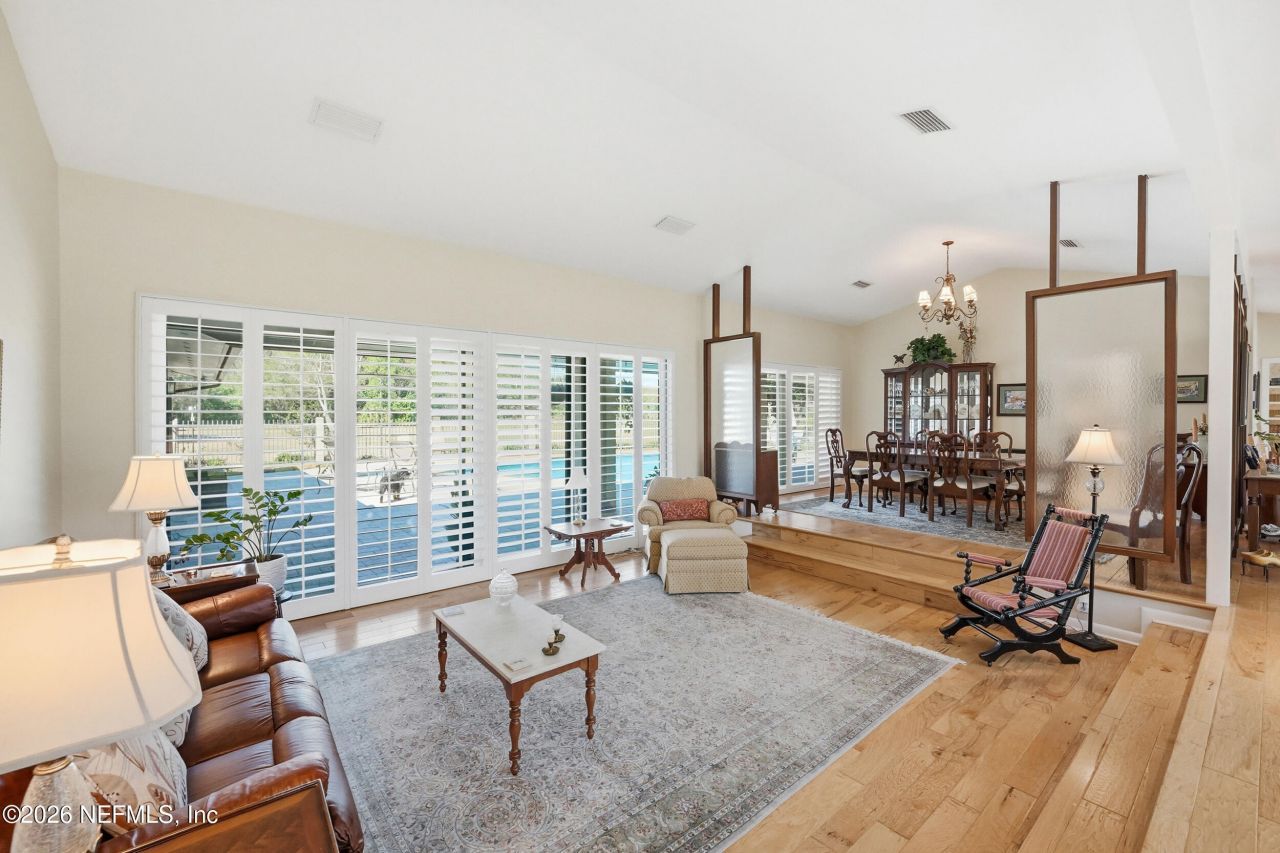 7946 Quailwood Drive, Jacksonville, FL 32256 Photo