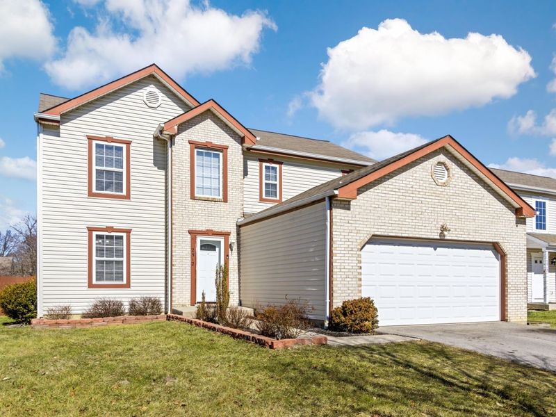 2912 Ironstone Drive, Columbus, OH 43231 Photo 2