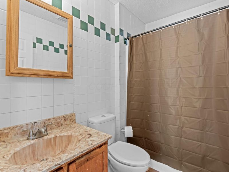 2912 Ironstone Drive, Columbus, OH 43231 Photo 21