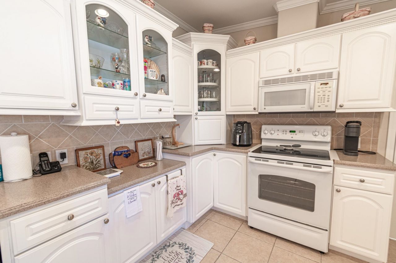 352 Walden Lake Rd.  Photo 10