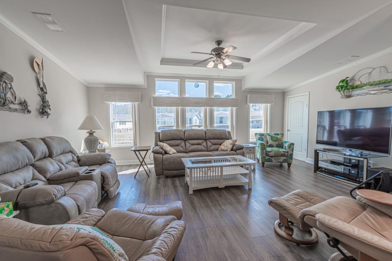 352 Walden Lake Rd.  Photo 8