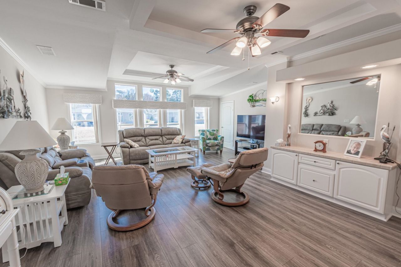 352 Walden Lake Rd.  Photo 9