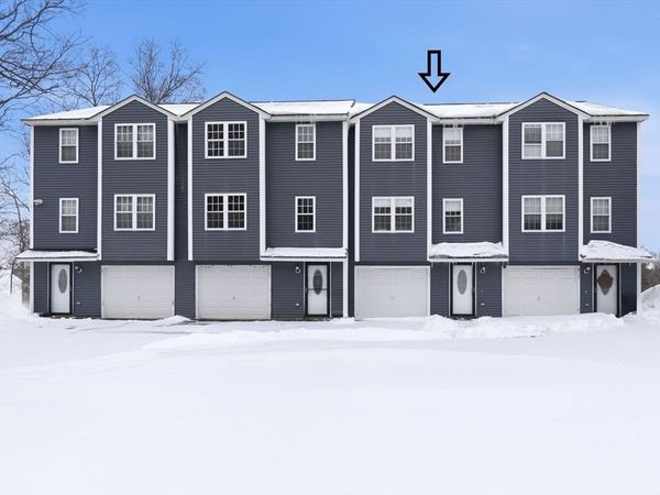 37 Mercury Ter, Unit 37, Haverhill, MA 01832