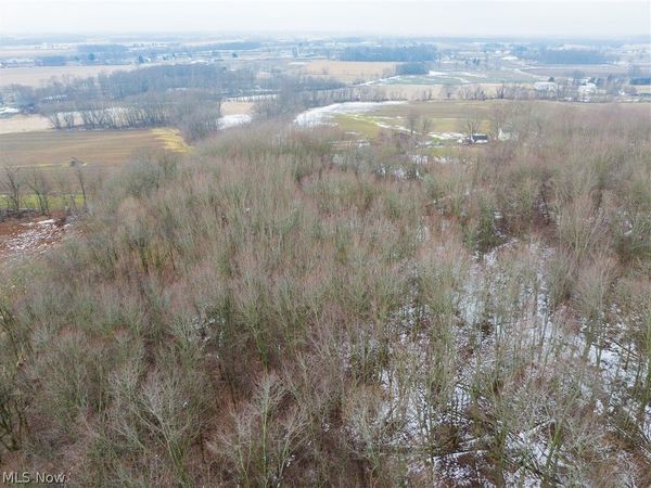 7389 Doylestown Road, Sterling, OH 44276