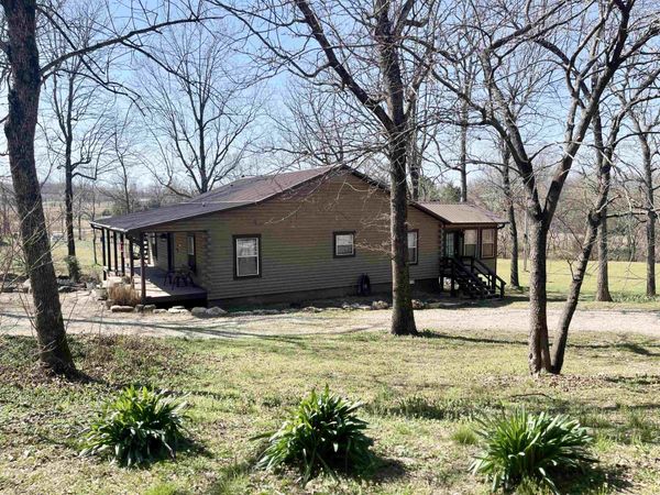 122 Runway Lane, Salem, AR 72576