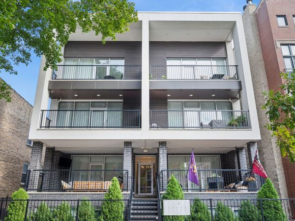 2237 N Hoyne Avenue, Unit 3N, Chicago, IL 60647