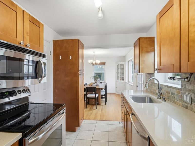 4136 Paxton Woods Drive, Cincinnati, OH 45209 Photo 13