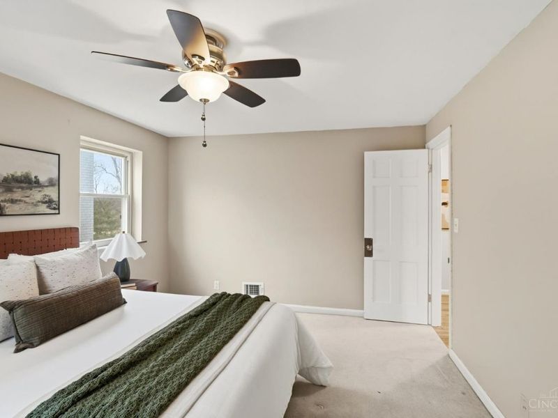 4136 Paxton Woods Drive, Cincinnati, OH 45209 Photo 18