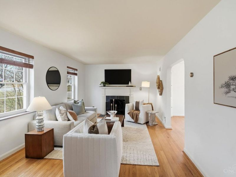 4136 Paxton Woods Drive, Cincinnati, OH 45209 Photo 4