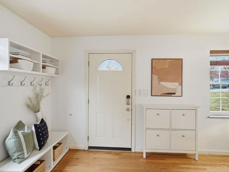 4136 Paxton Woods Drive, Cincinnati, OH 45209 Photo 5