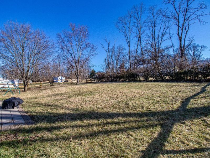 8175 Sunburst Drive, West Chester, OH 45241 Photo 23