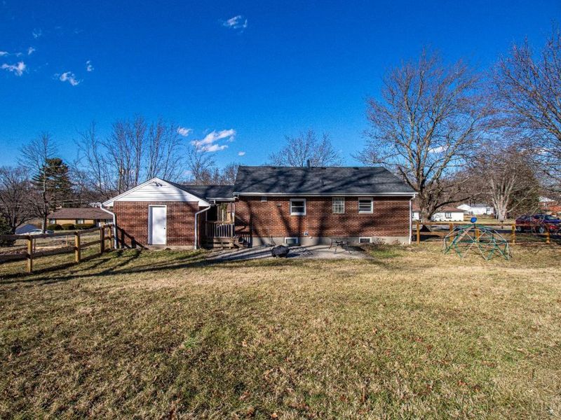 8175 Sunburst Drive, West Chester, OH 45241 Photo 24