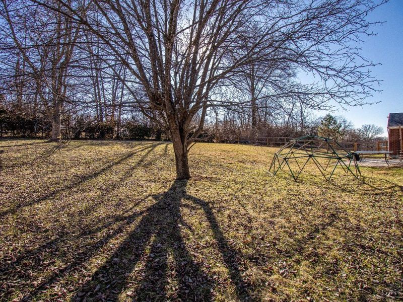 8175 Sunburst Drive, West Chester, OH 45241 Photo 30