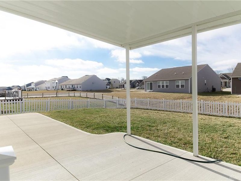 8127 Cherry Birch Drive, Tipp City, OH 45371 Photo 52