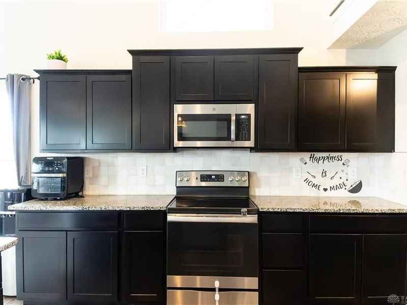 8127 Cherry Birch Drive, Tipp City, OH 45371 Photo 6