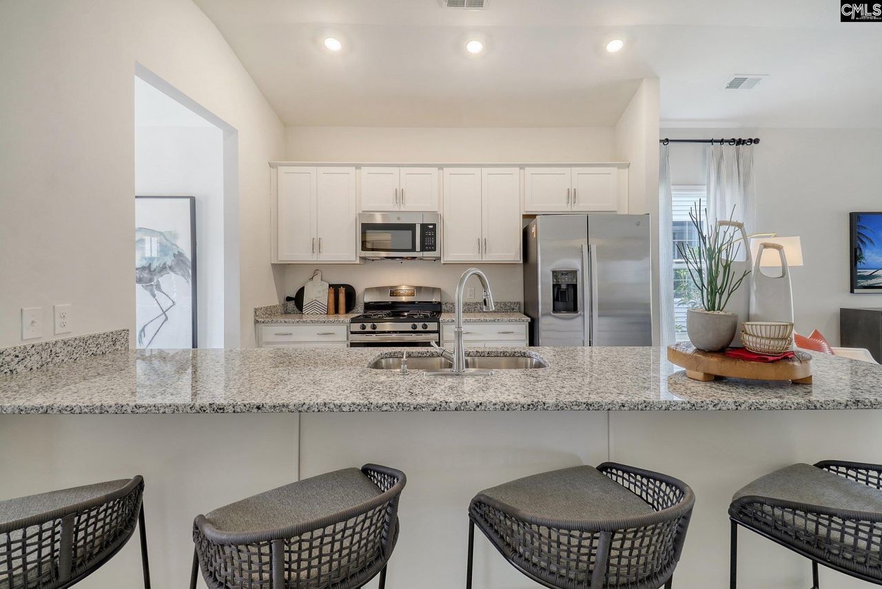 6002 Edgemont Court Photo 9