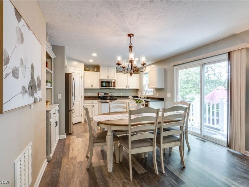 7194 Emerald Marsh Circle NW, Canal Fulton, OH 44614 Photo 10