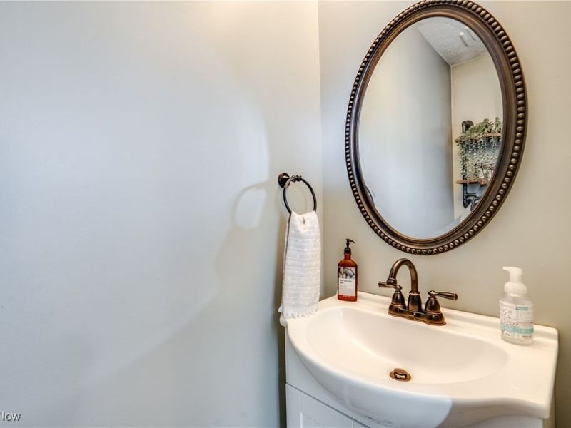 7194 Emerald Marsh Circle NW, Canal Fulton, OH 44614 Photo 14