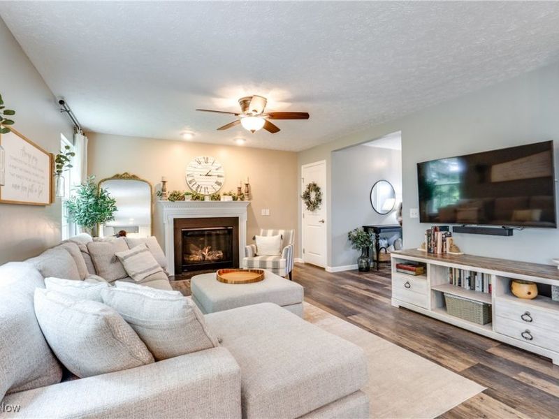 7194 Emerald Marsh Circle NW, Canal Fulton, OH 44614 Photo 5