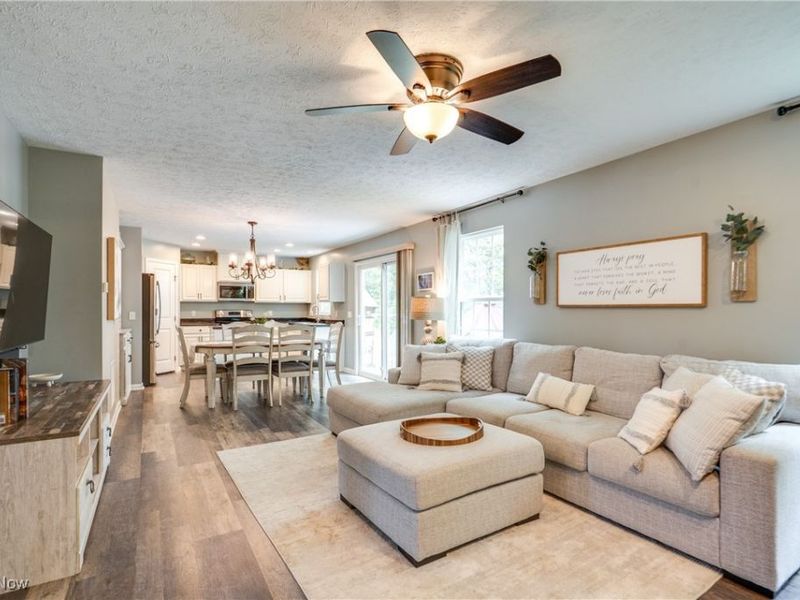 7194 Emerald Marsh Circle NW, Canal Fulton, OH 44614 Photo 6