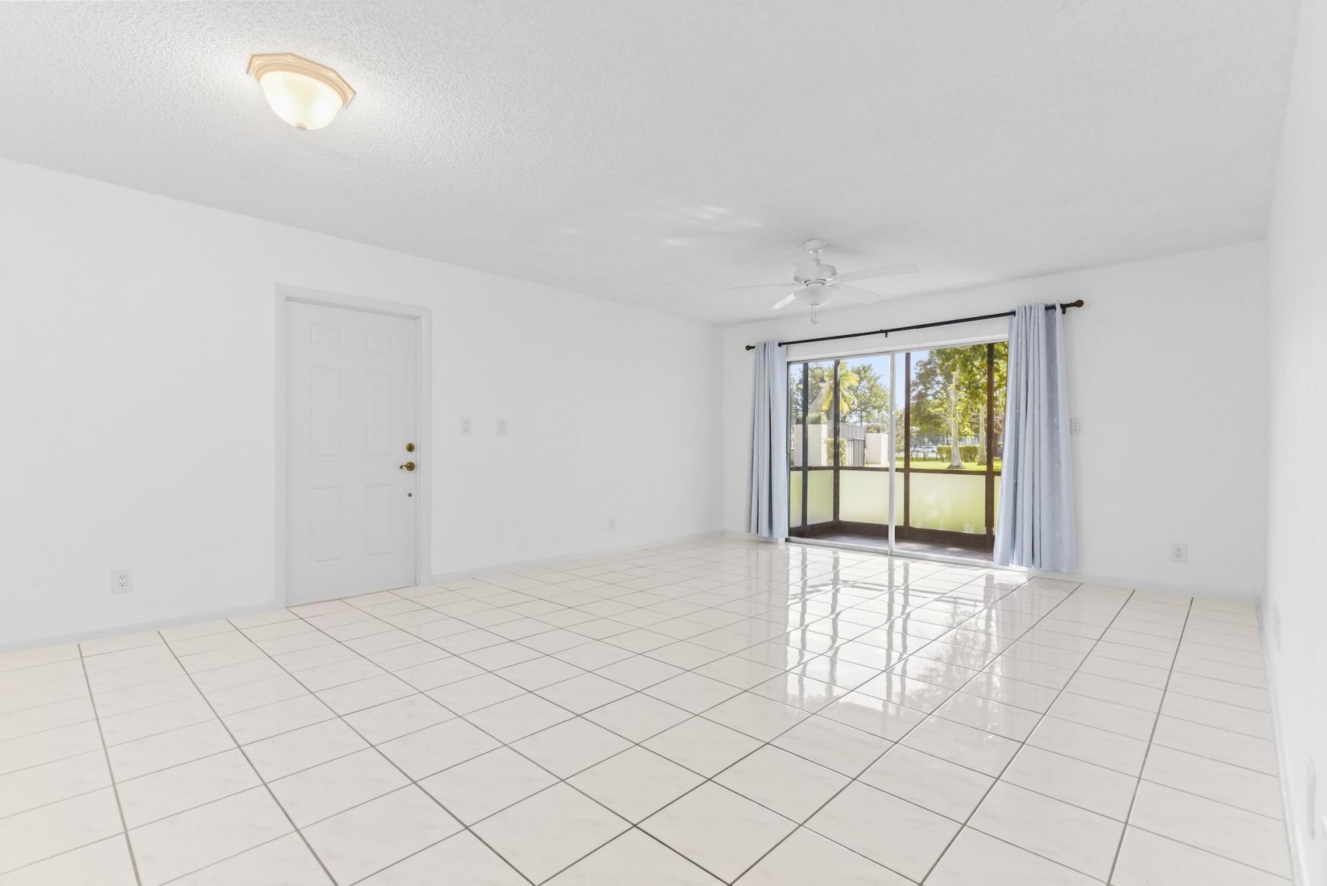 345 W Laurel Drive, Unit 2m, Margate, FL 33063 Photo