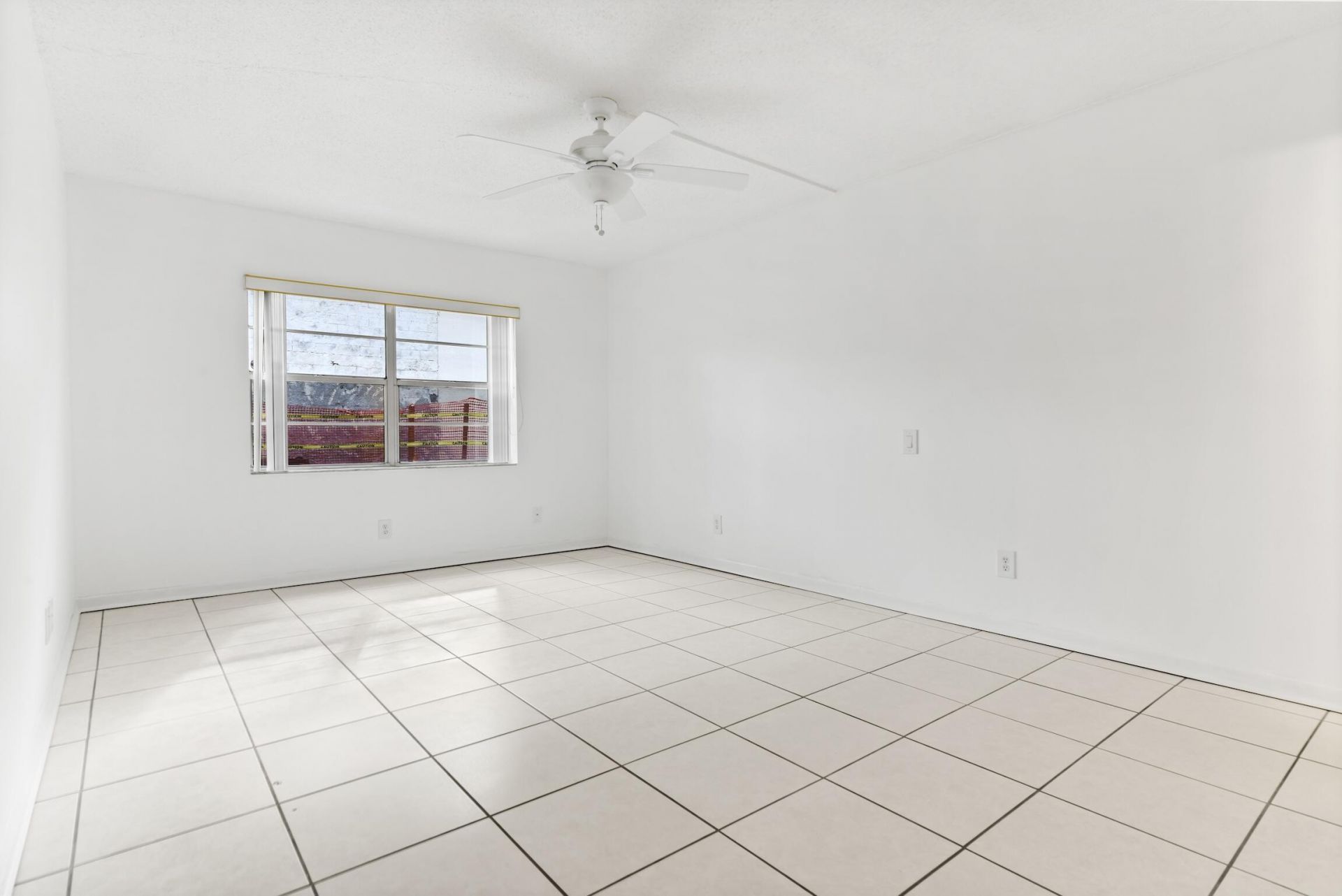 345 W Laurel Drive, Unit 2m, Margate, FL 33063 Photo