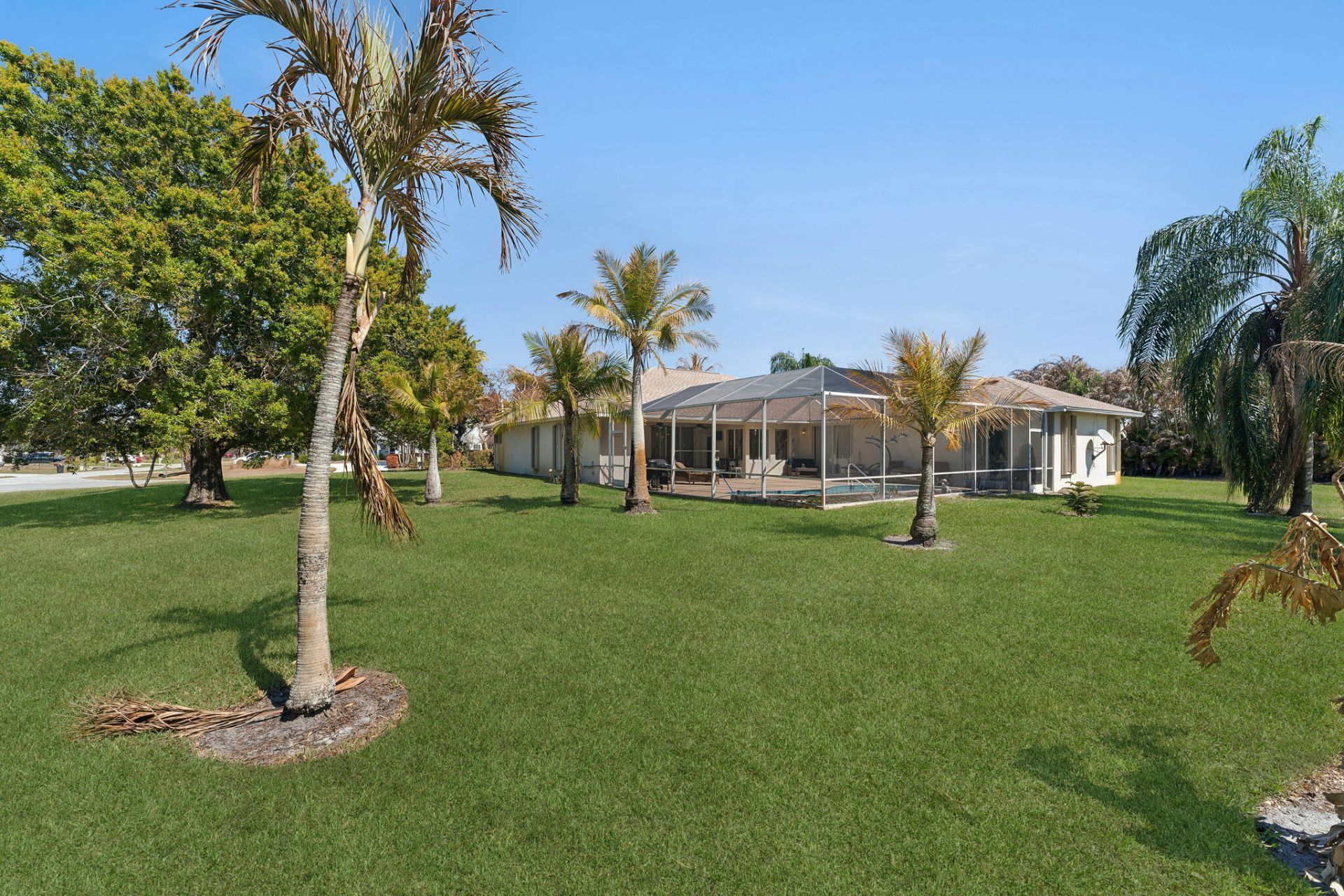 2102 SE Herron Avenue, Port Saint Lucie, FL 34952 Photo