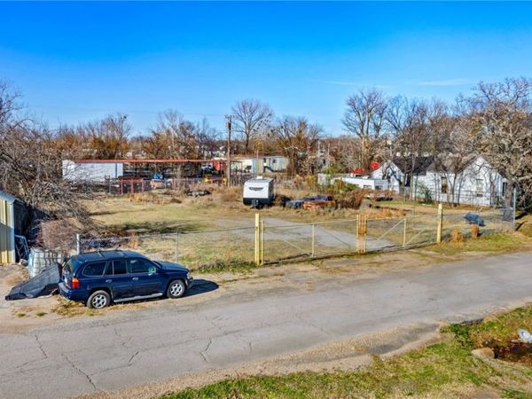 1710 & 1712 11th Street , Fort Smith, AR 72901