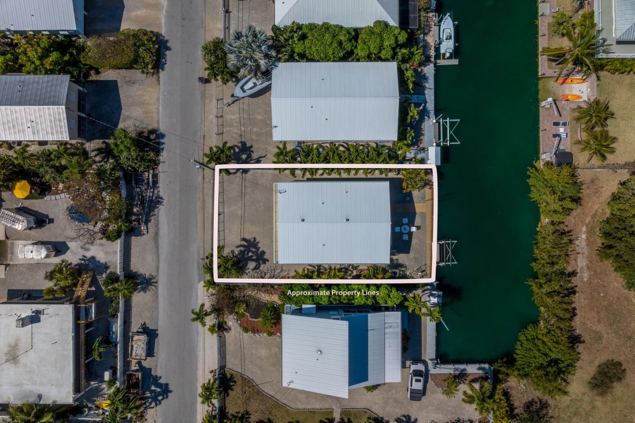 29183 Cedar Drive, Big Pine Key, FL 33043 Photo