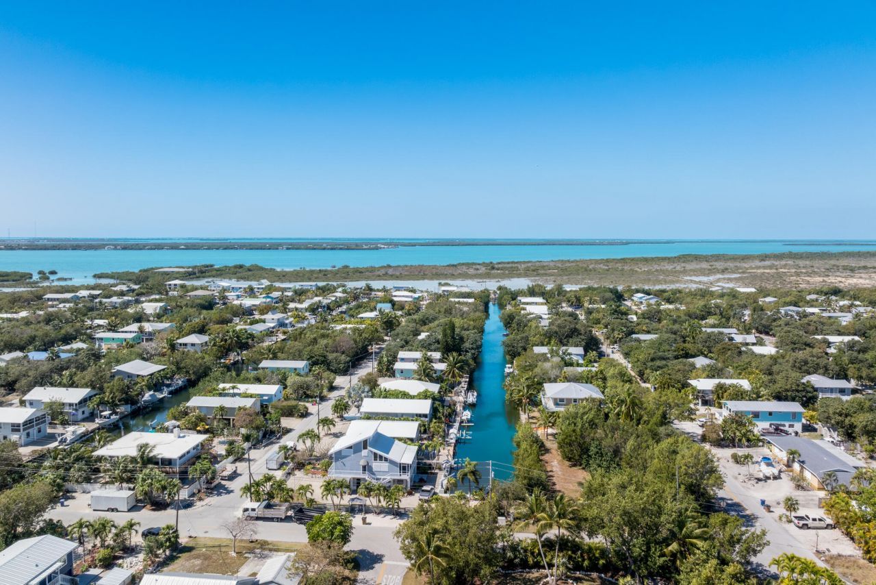 29183 Cedar Drive, Big Pine Key, FL 33043 Photo