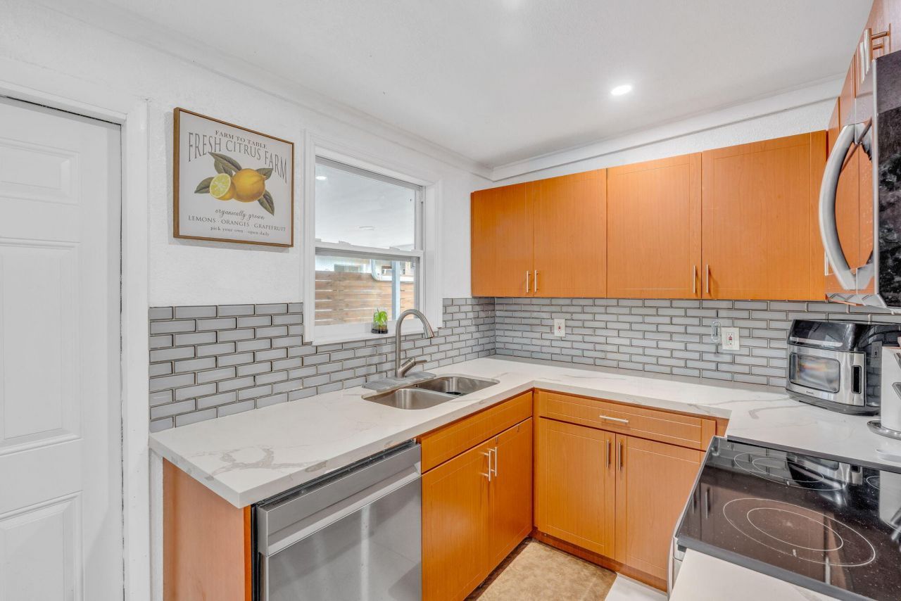 10818 1st Avenue Gulf, Marathon, FL 33050 Photo