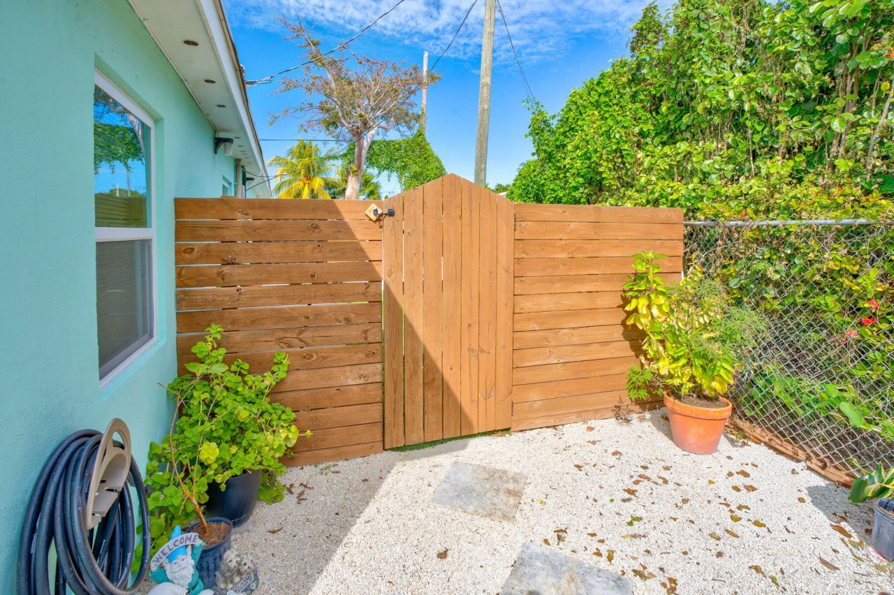 10818 1st Avenue Gulf, Marathon, FL 33050 Photo