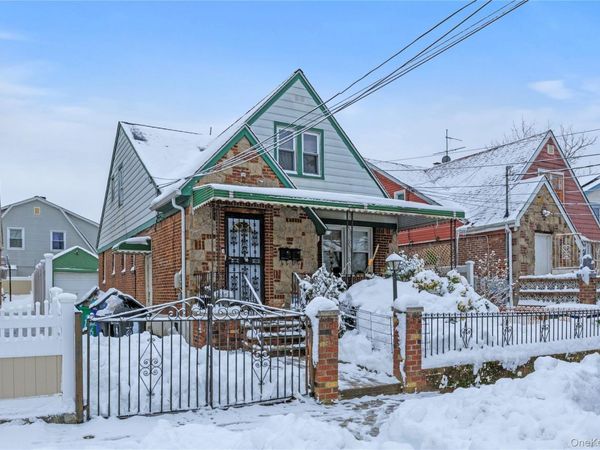 18216 141st Avenue , Springfield Gardens, NY 11413