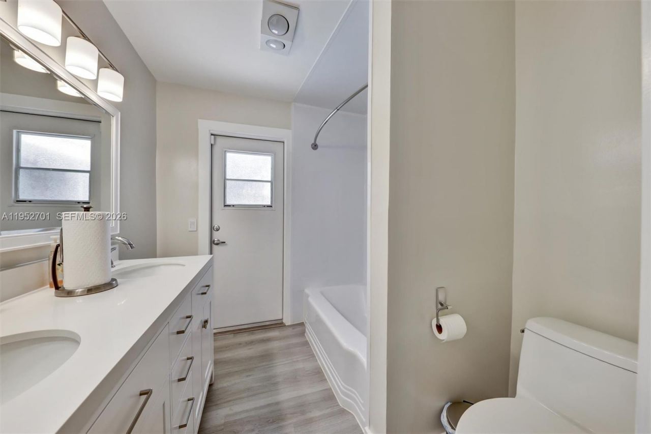 3560 NW 99th Ave, Coral Springs, FL 33065 Photo