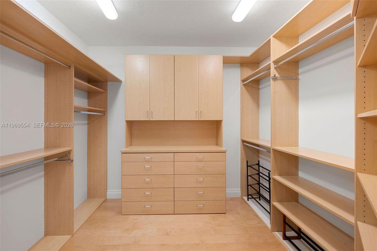 13627 Deering Bay Dr, Unit 702, Coral Gables, FL 33158 Photo