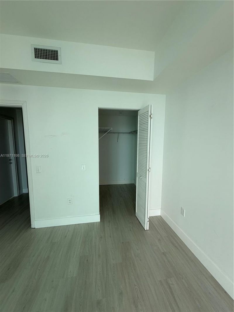 300 S Biscayne Blvd, Unit T-3314, Miami, FL 33131 Photo