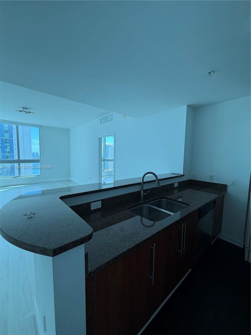 300 S Biscayne Blvd, Unit T-3314, Miami, FL 33131 Photo