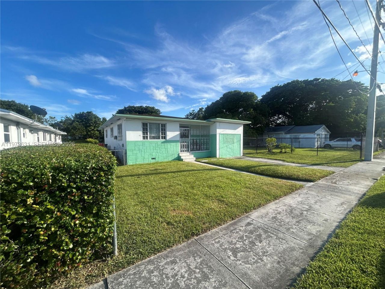 2944 NW 61st St, Miami, FL 33142 Photo