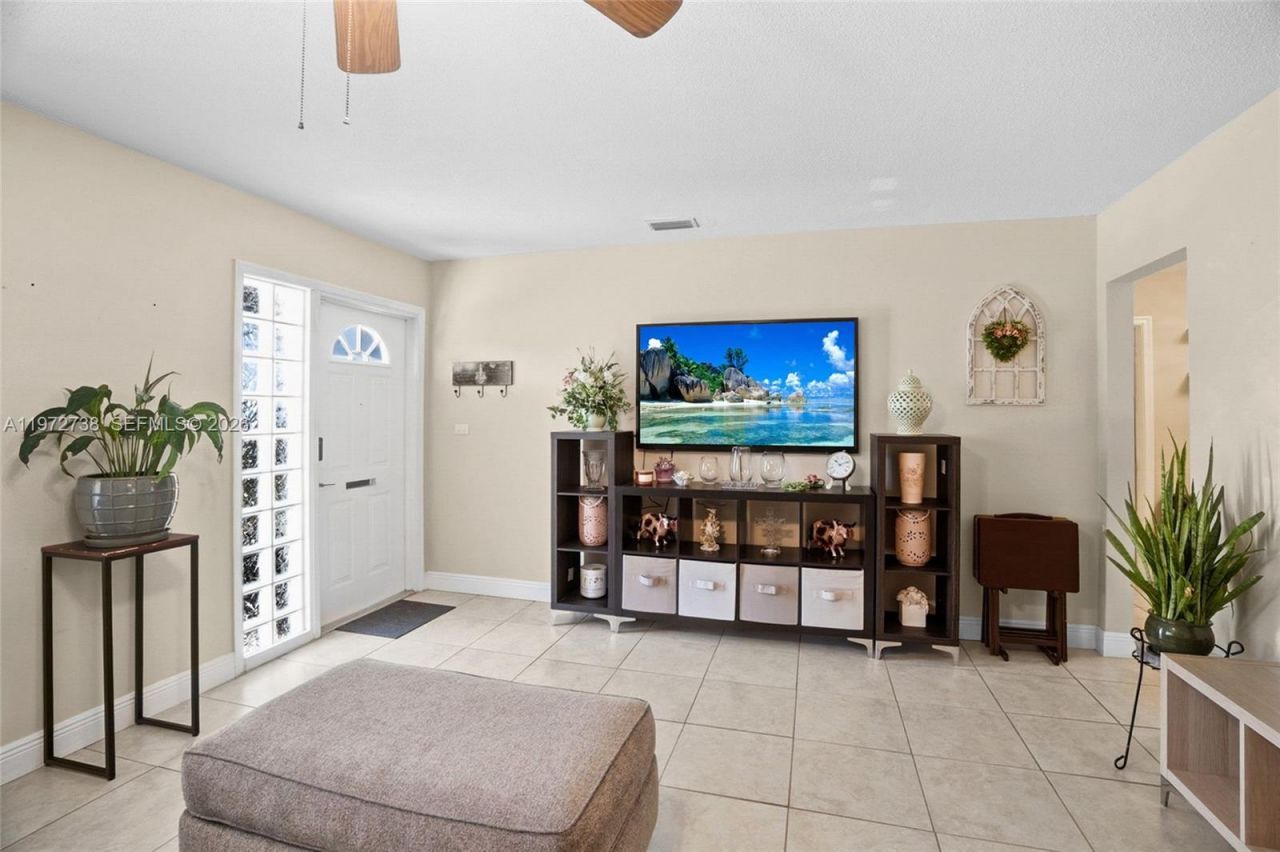 5409 NW 49th Ave, Tamarac, FL 33319 Photo