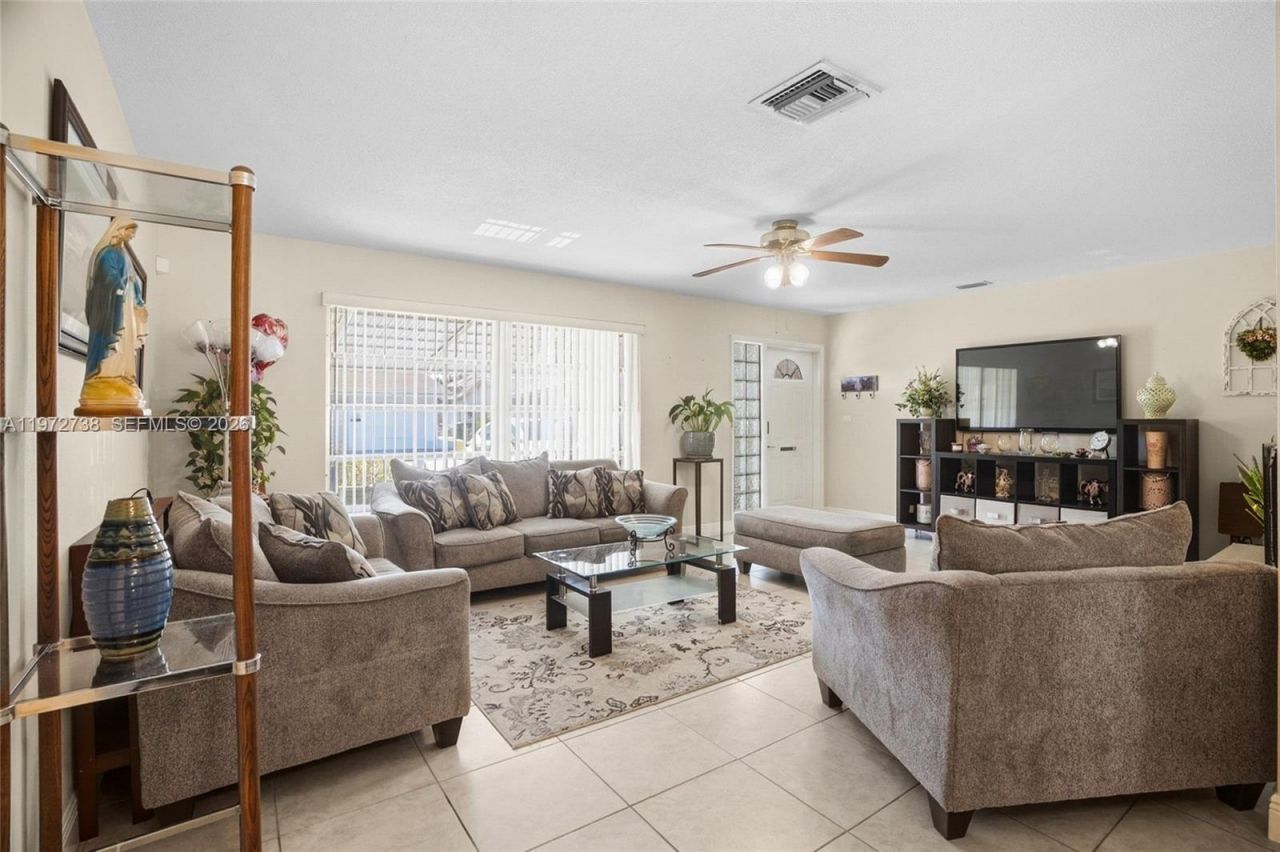 5409 NW 49th Ave, Tamarac, FL 33319 Photo