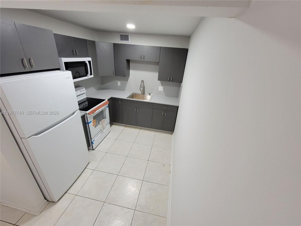 300 SW 134th Way, Unit 113E, Pembroke Pines, FL 33027 Photo