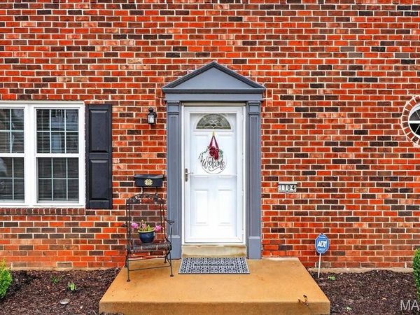 1104 Cantina Drive, Chesterfield, MO 63141