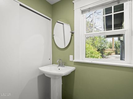 1055 Riverside Drive, Reno, NV 89503 Photo