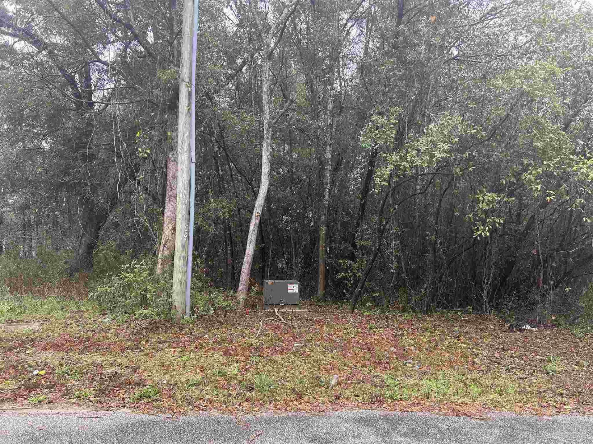 8600 Handicare St, Pensacola, FL 32514 Main Photo