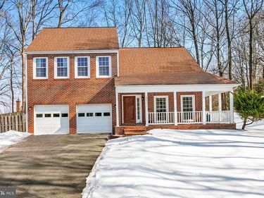 8217 BAYBERRY RIDGE ROAD, FAIRFAX STATION, VA 22039