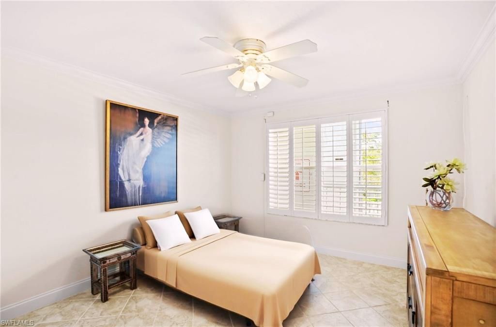 340 Horse Creek Dr, Unit 307, Naples, FL 34110 Photo